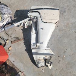 Boat Moter For Parts