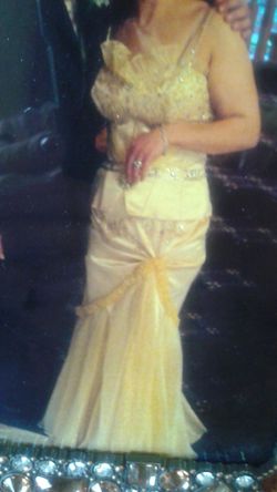 Very pretty party dress