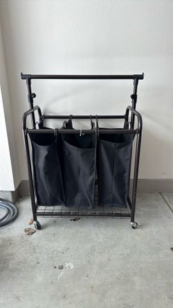 laundry hamper