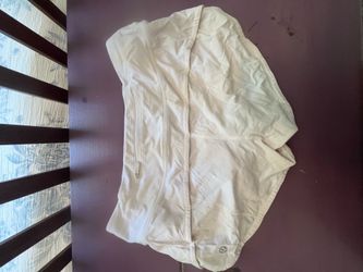 White lululemon shorts low rise
