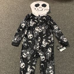 New Nightmare Before Christmas girl or boy size 8 Jack Skellington and Zero fleece one piece hooded Halloween pajamas 