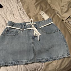 Skirt Size 00 But Runs Big
