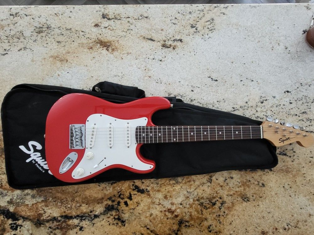 Fender Squier MINI Guitar