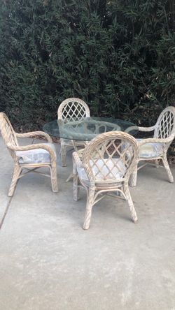 Rare 5pc rattan set