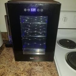 NEW 6-Bottle Wine Fridge Black Small Compact Beverage Refrigerator Cooler w/ Temperature Control