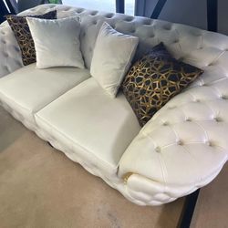 Evalyn White Velvet Living Room Set / 2pc