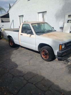 Chevy S10 pickup 1989