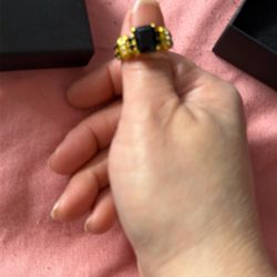 Women’s Black And Gold Ring Size 9/10