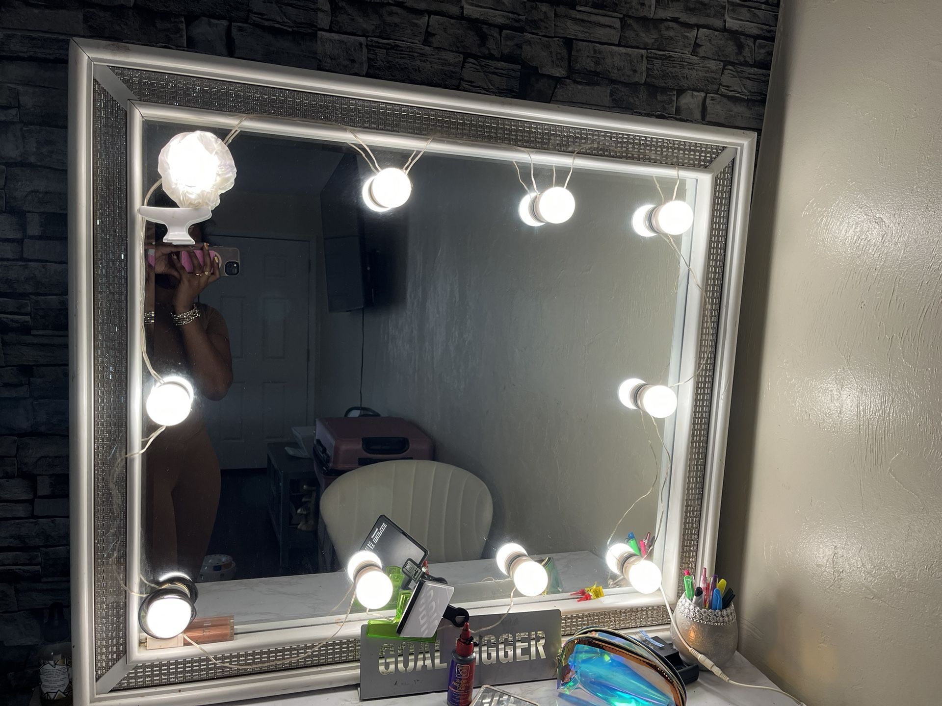 Vanity Mirror With Lights