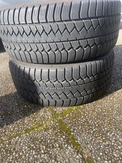 2 used 265/60R17 good year tires