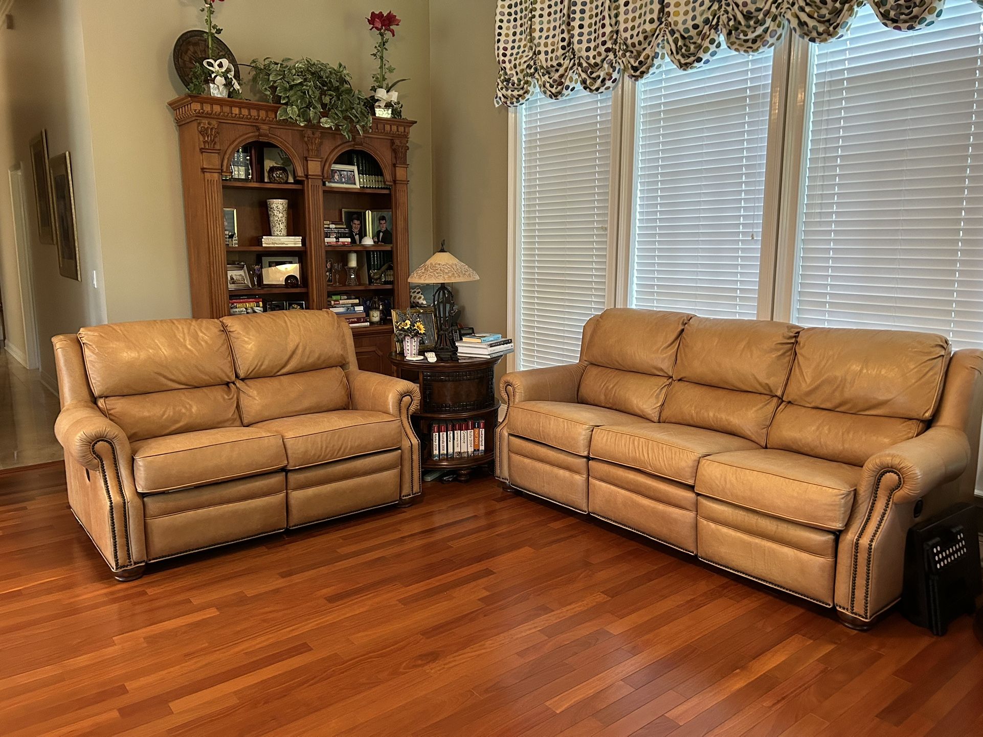 Thomasville Leather Reclining Sofa and Reclining Loveseat