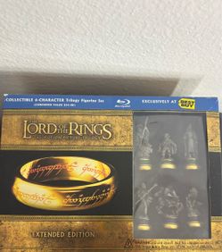 🧙‍♂️ The Lord of the Rings Extended Edition Blu-ray Trilogy + 6 Figurine Set