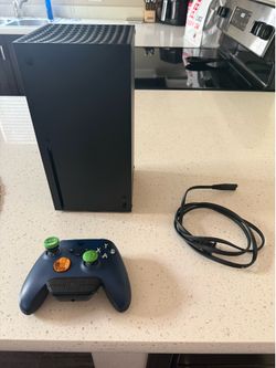 Xbox one X 1 TB with custom controller
