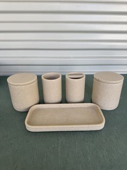 5 Pc Bathroom Decor - Model home decor