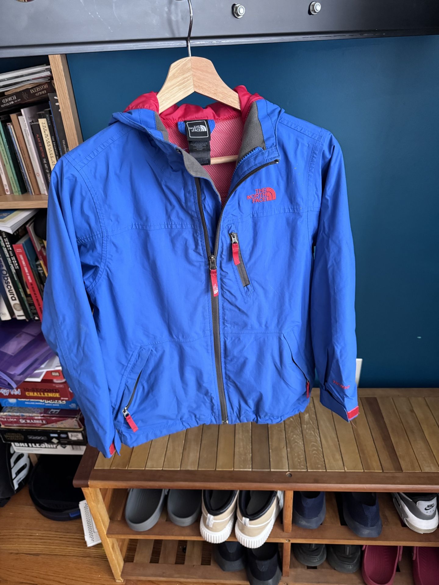 The North Face Rain Jacket Size M Kids