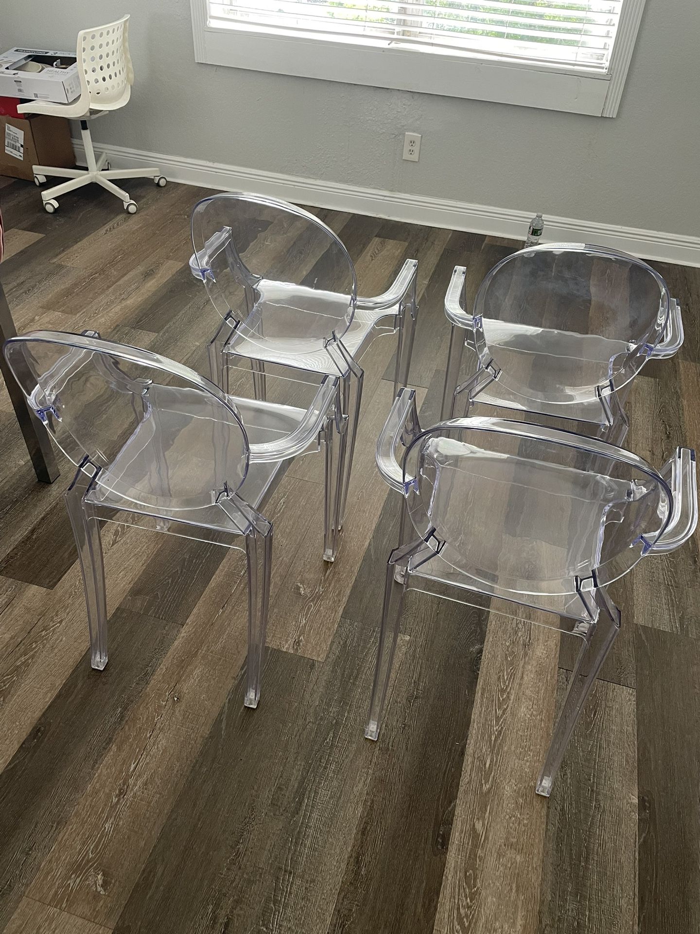 4 Clear Dining Chairs