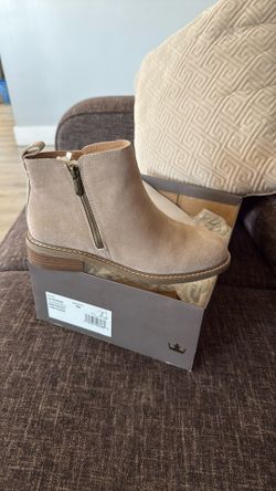 Women Boots