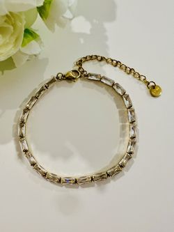 Baguette Stone Bracelet 