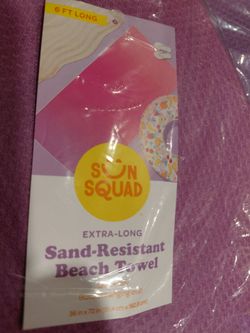 6 FT Sun Squad Extra-Long Sand-Resistant Beach Towels