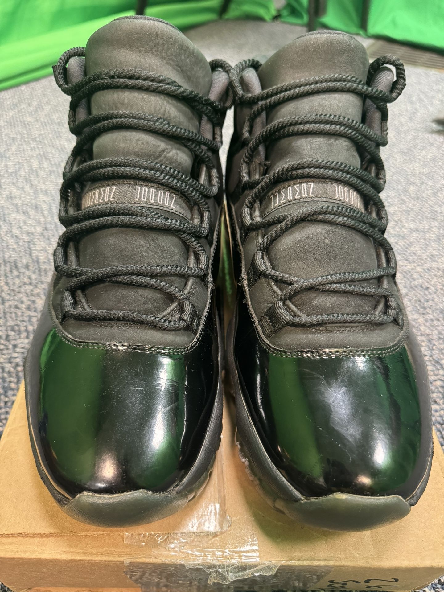 Air Jordan 11 Cap & Gown Size 11