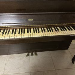 Free Free Free Piano Working Need Tuning  In Queens