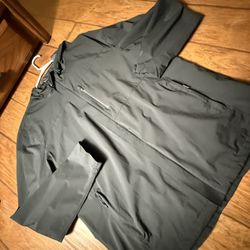 32 Degrees Cool Lightweight Packable Lined Jacket Size XL black  Very good condition