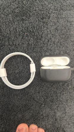 AirPod Pros Case & Charger