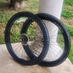 24"×2.3  Front Disc Break Wheels 