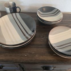 Dish Set