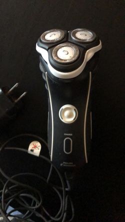 Philips Norelco 7310XL Men's Shaving System