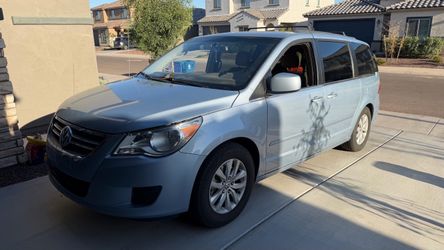 2012 Volkswagen Routan