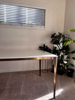 West Elm Dinning Table