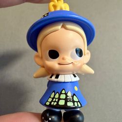 POP BEAN ZSIGA -MINI Figure Celebrate This Moment Series Authentic POPMART 