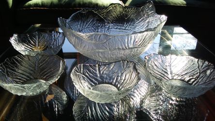 Vintage 5 Piece Cabbage Leaf Salad Bowl Crystal Clear Glass Set by Viking Glass