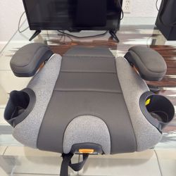 Booster Seat (Chicco)