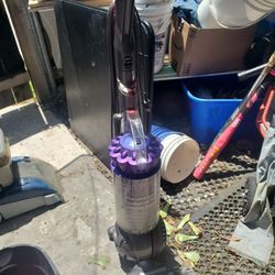 Dyson Vaccum