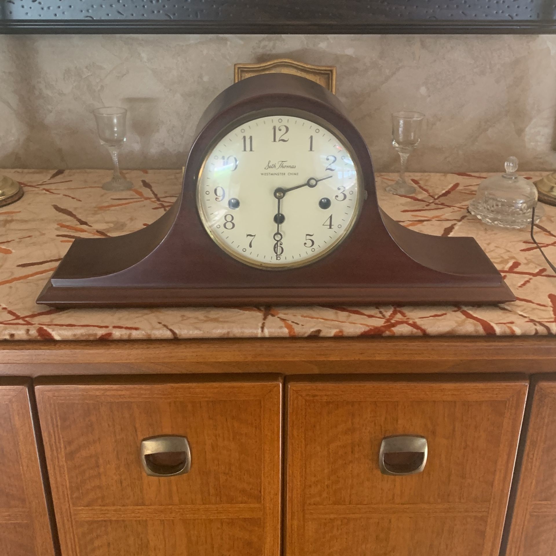 Mantel Clock