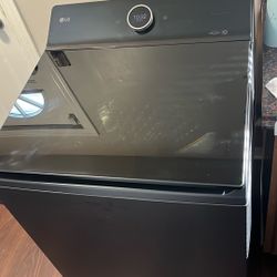 LG Smart ThinQ Washer And Dryer 