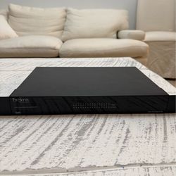 Araknis AN-110-SW-R-16 Network Switch 16-Port