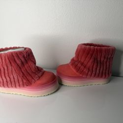 UGG BOOTS SIZE 11