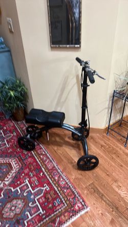 Knee scooter, Drive