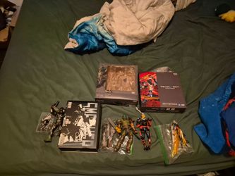 Revoltech figma sexyice bundle