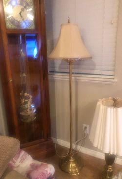 Floor lamp with shade