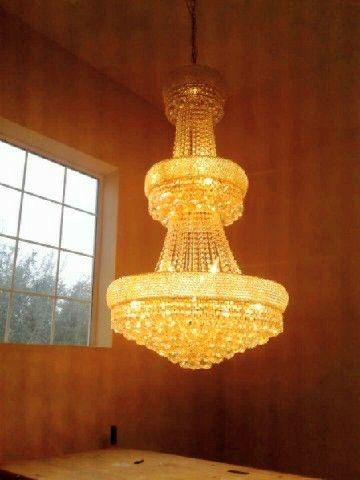 Instalattion of luxury lamps and Chandeliers