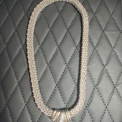 1980 Vintage Silver Tone Magnetic Close