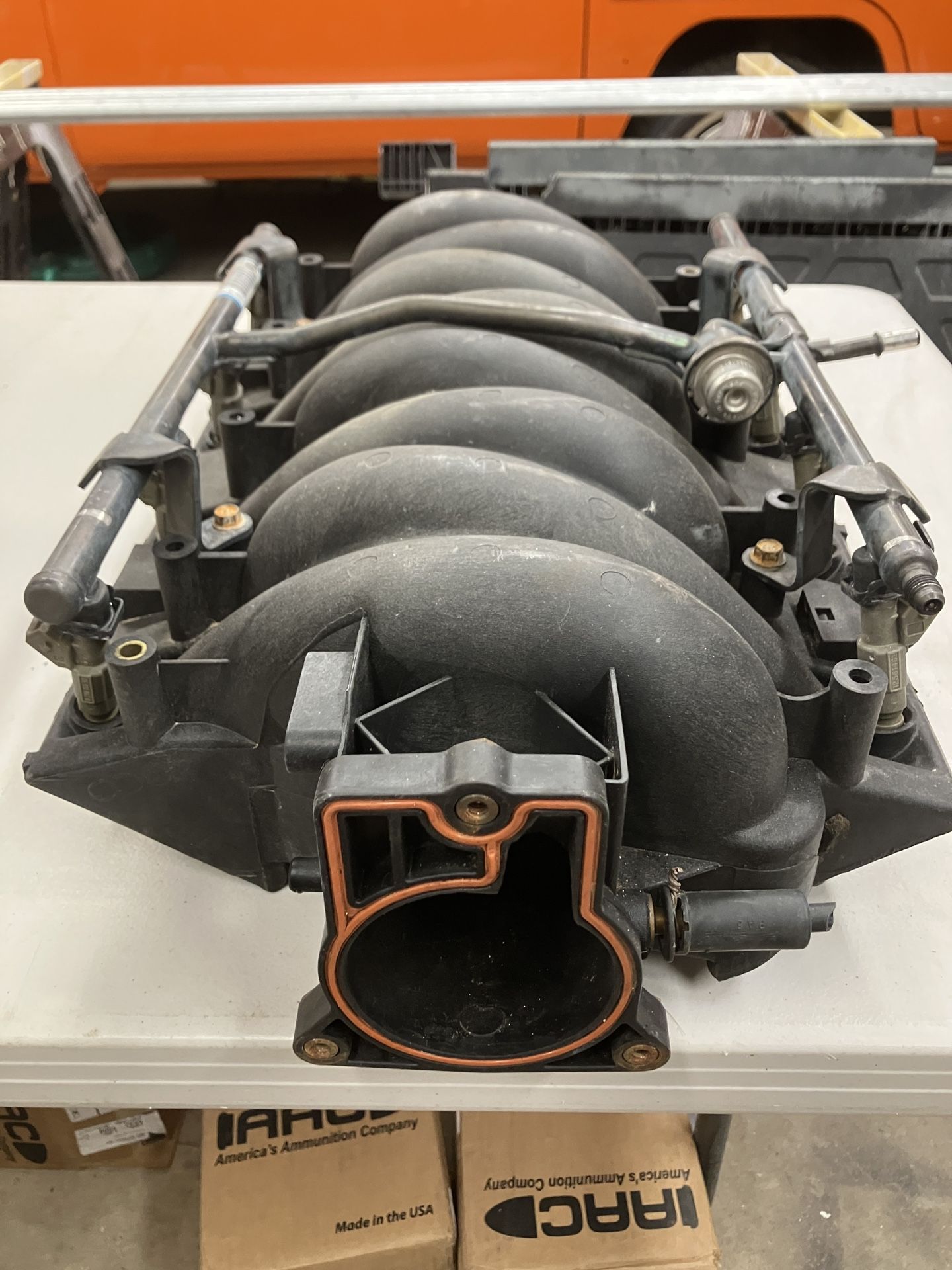 Corvette LS6 Intake With Injectors And Rail