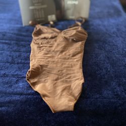 Skims Seamless Sculpt Thong Bodysuit And Mid Thigh Short Size Xl