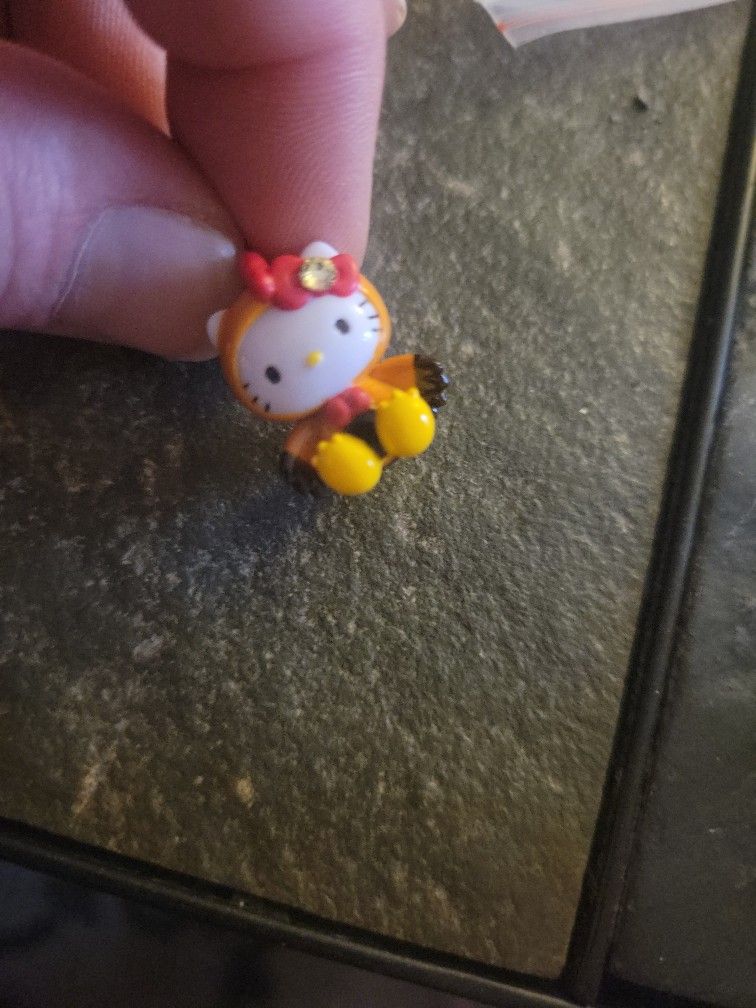 Sanrio Hello Kitty Local Kitty Miyazaki Limited Chicken Version Strap