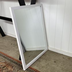 Nice mirror with vertical/horizontal hanging
