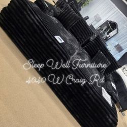 ✨️ Cuddler Sofa Couch ✨️ Furniture Sectionals, Queen Bedrooms, Dining Avail 